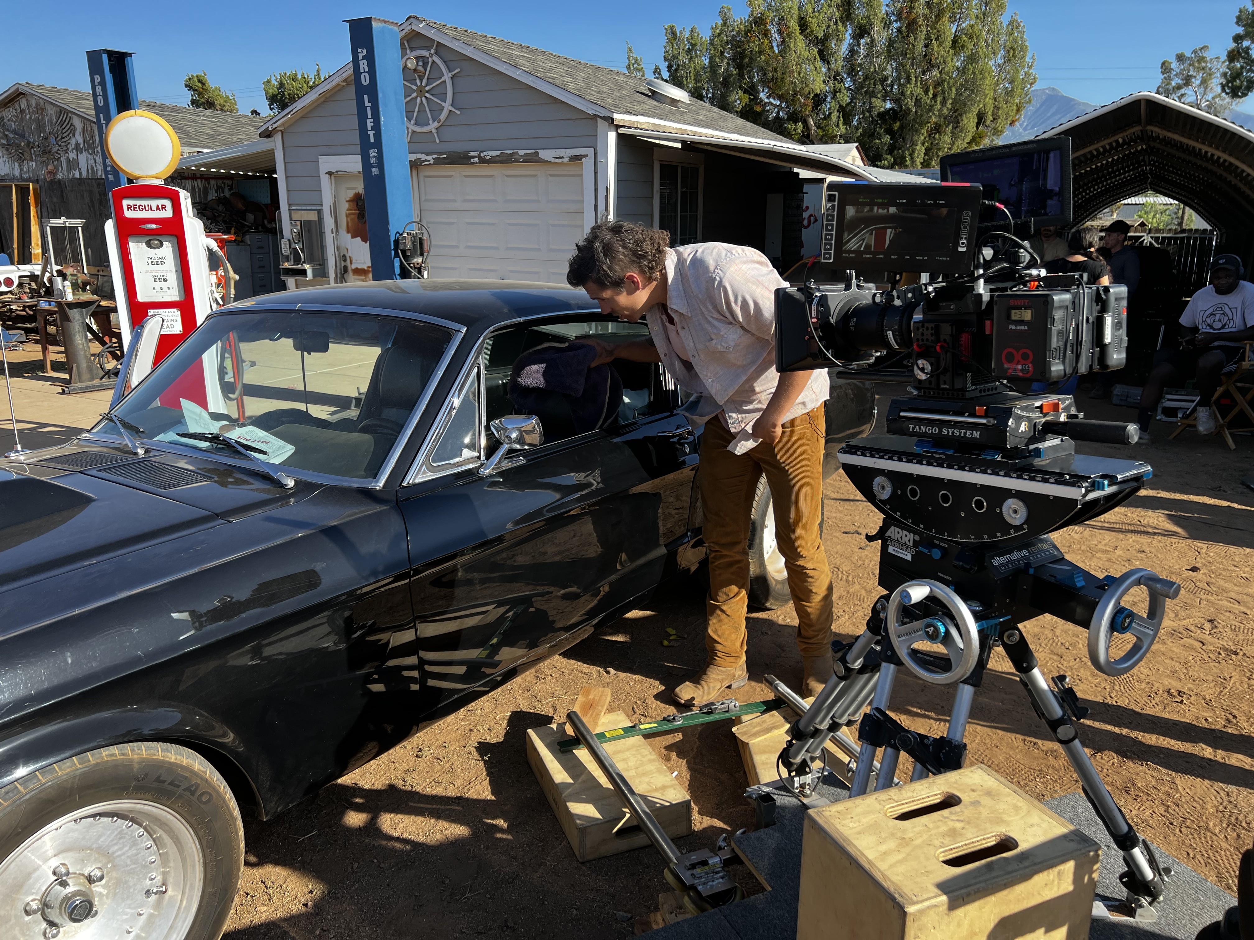 Embracing front light on the closing scene of Helmet